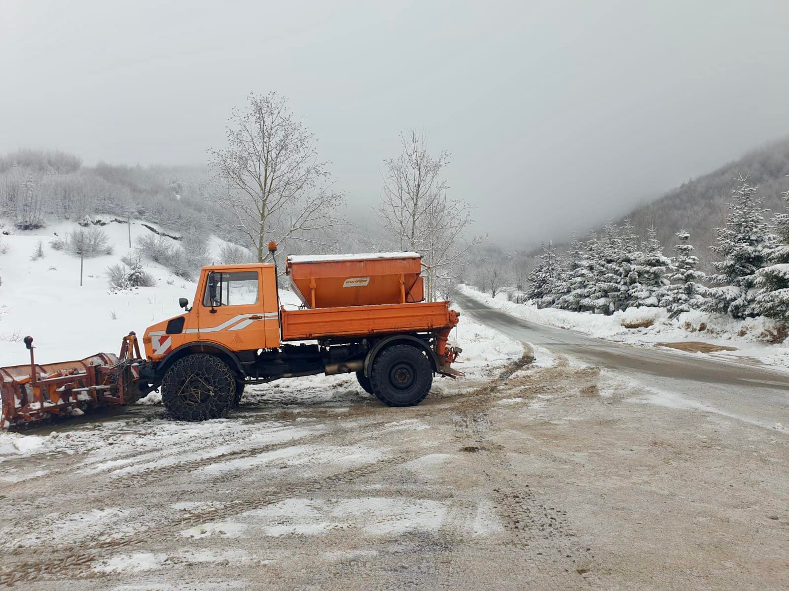 Reshje bore në veri të Shqipërisë, ARRSH: Drejtuesit e mjeteve të kenë kujdes