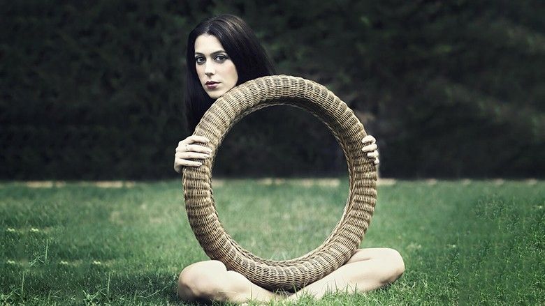 Take a good look at the picture what catches your eye first? Daily News