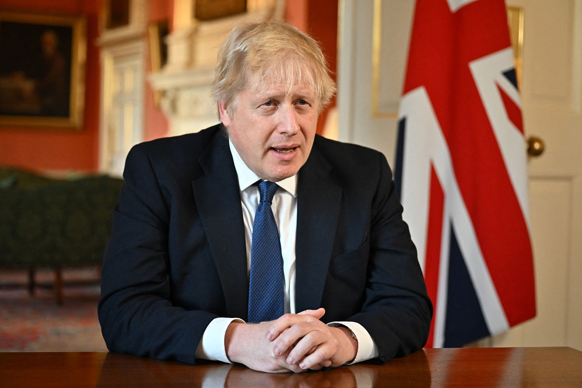Boris Johnson bën thirrje që Rusisë t’i bllokohet qasja në SWIFT