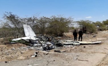 Rrëzohet një aeroplan i vogël, vdesin të paktën shtatë persona në Peru