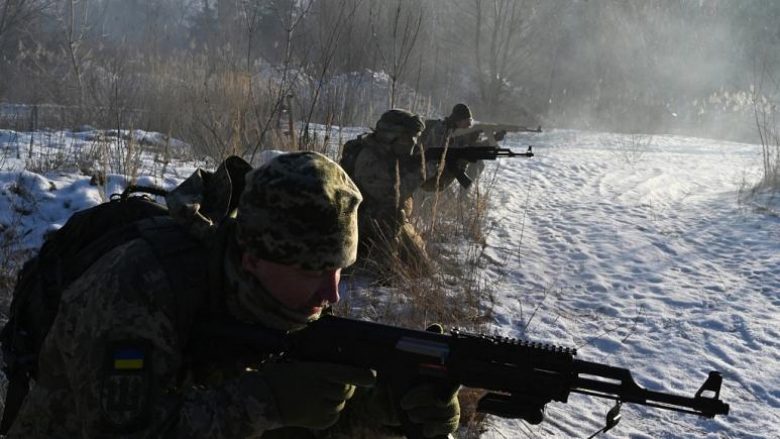 Franca do t’i dërgojë gjithashtu Ukrainës më shumë armë