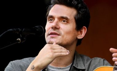 John Mayer rezulton sërish pozitiv me COVID-19, riplanifikon koncertet e turneut të ri