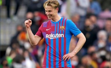 De Jong i kënaqur me interesimin e Man Utd, por i lumtur te Barcelona