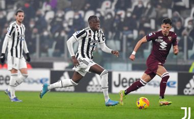 Juventusi dhe Torino ndahen baras në “Derby della Mole”