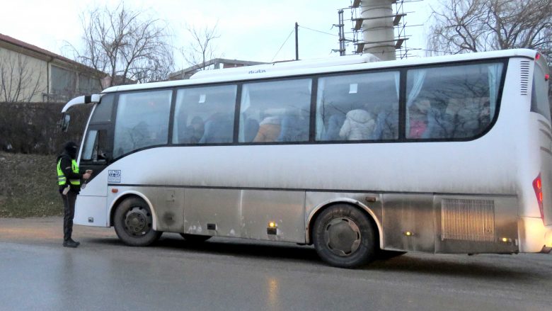 MPB Maqedoni zbulon mbi 20 automjete që transportojnë nxënës në shkolla