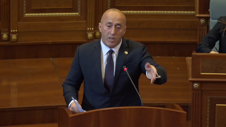 Haradinaj në Kuvend përsëriti mesazhin e vitit 2005 për “komandantët e Bllacës”: Ashtu ju qoftë të gjithëve!