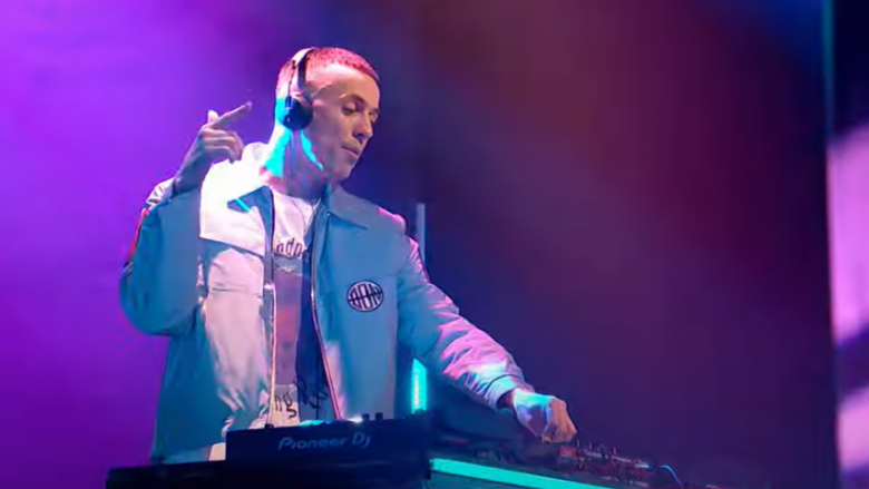 DJ Regard performon në “The Graham Norton Show”