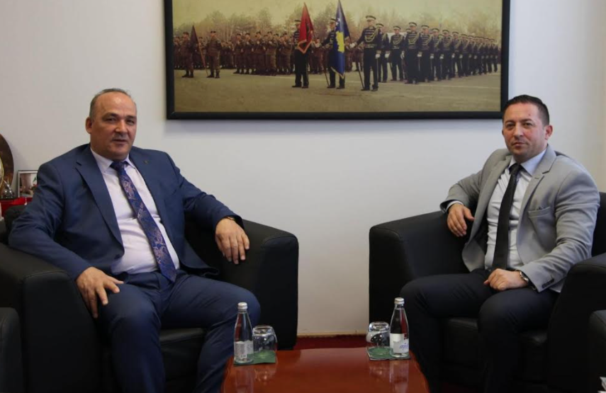 Ministri Mehaj takon kryetarin e Podujevës, flasin për thellimin e bashkëpunimit ndër-institucional