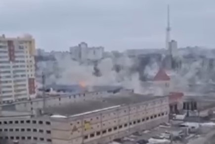 Dhjetëra të vrarë nga sulmet me raketa në Kharkiv, thotë Ukraina