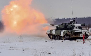 Bombarduesit rusë fluturojnë mbi Bjellorusi mes tensioneve në Ukrainë