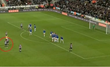 Trippier hapi llogarinë e golave te Newcastle, me një supergol nga goditja e dënimit ndaj Evertonit