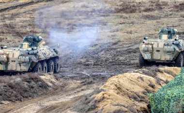 Mediumi amerikan: SHBA-të kanë informacione se komandantët rusë kanë marrë urdhra të vazhdojnë me pushtimin e Ukrainës