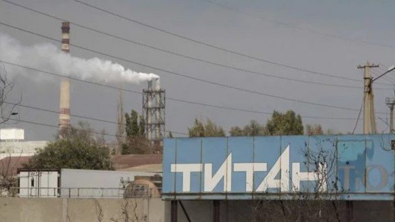 Ministri i Jashtëm ukrainas, Kuleba: Evakuohet fabrika kimike në Krime, Rusia po përgatit një sulm të rremë