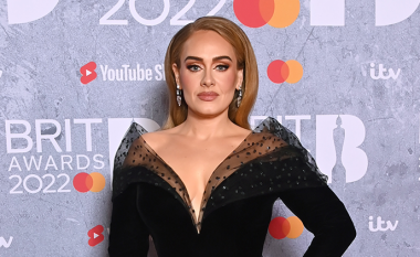 Veshjet më të bukura në tapetin e kuq të “Brit Awards 2022”