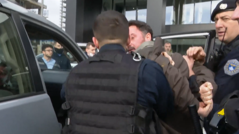 Arrestohet Dardan Molliqaj dhe zyrtarët e PSD-së te objekti i ZRRE-së