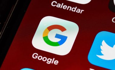 Google gjeti një zgjidhje – numri i hakimeve u përgjysmua pas një lëvizjeje nga kompania