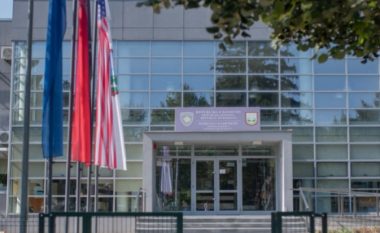 Dëmtuan buxhetin e komunës së Kamenicës në vlerë mbi 35 mijë euro, kërkohet paraburgim për katër persona