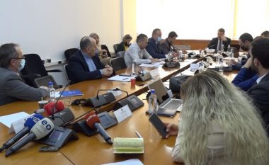 Bordi evidenton parregullsi në RTK, në Komisionin për Buxhet pozitë e opozitë përplasen për skemën programore