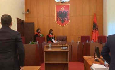 Shkarkimi i Metës, 10 orë diskutim në Gjykatën Kushtetuese të Shqipërisë