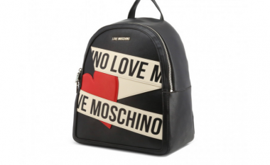 A keni ide sa kushton çanta e shpinës Love Moschino që po e shohim gjithandej në rrjete sociale?