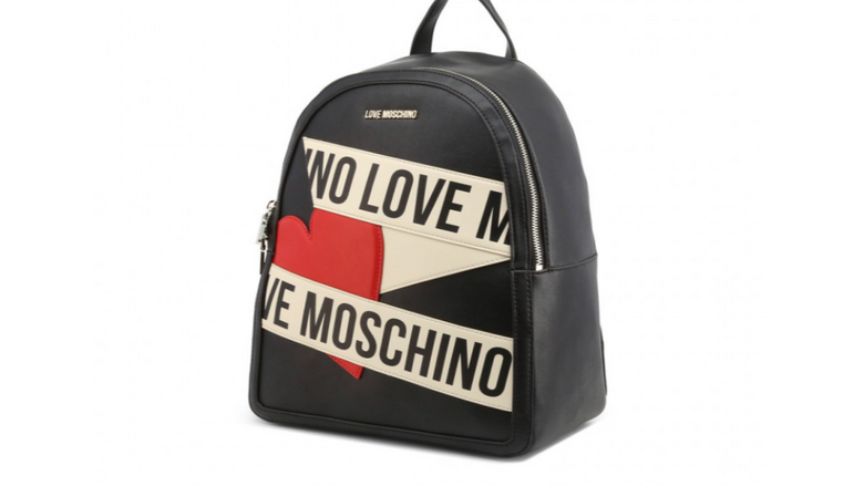 A keni ide sa kushton çanta e shpinës Love Moschino që po e shohim gjithandej në rrjete sociale?