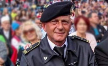 Vdes oficeri i lartë i FSK-së, Skënder Haliti