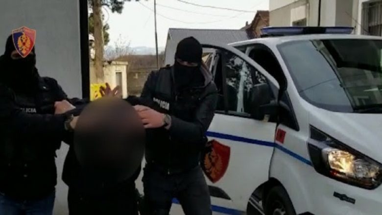 ​Trafikonte armë drejt Kosovës, arrestohet 34-vjeçari nga Tropoja