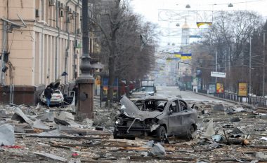 Luftime të ashpra në Kharkiv, humbin jetën 21 persona dhe plagosen 112 të tjerë