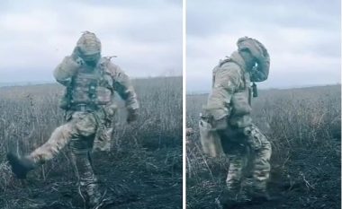 Ushtari ukrainas publikon video duke vallëzuar, që ta bind vajzën e tij se akoma është gjallë