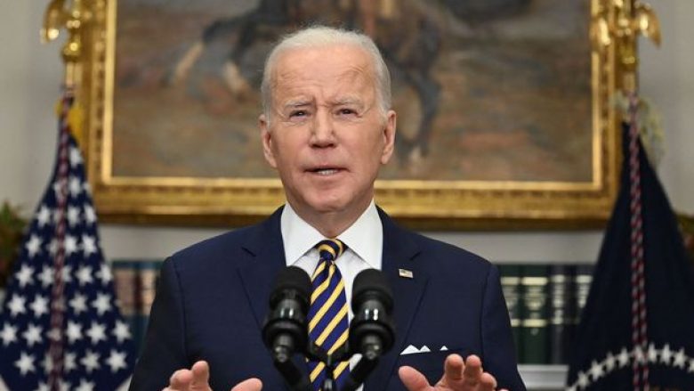 Biden: Do të sigurohemi që Ukraina të ketë armë të mbrohet nga forcat pushtuese ruse, do t’ju ofrojmë edhe para e ushqim