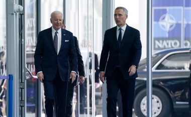 Biden arrin në selinë e NATO-s në Bruksel, fotografohet me liderët e tjerë të vendeve anëtare