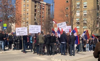 Përfundon protesta e serbëve në veri