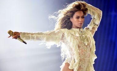 Beyonce në bisedime për të performuar në “Oscars” nga fusha e tenisit në Kaliforni