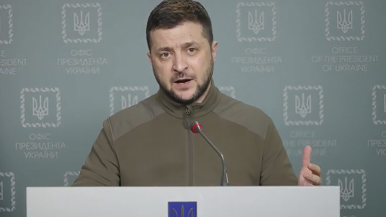 Zelensky: Ukraina po shqyrton mundësinë e referendumit për NATO-n dhe neutralitetin