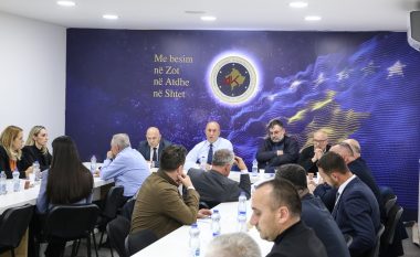 Haradinaj: Me vetëm 7% rritje reale ekonomike falë remitencave, me deficitin tregtar mbi tre miliardë euro, kjo qeveri nuk sjell asnjë shpresë