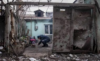 Deputeti ukrainas: 300 mijë njerëz në Mariupol kanë mbetur pa ujë, si pasojë e granatimeve të vazhdueshme ruse