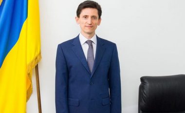 Kohë lufte në shtetin e tij, por ambasadori i Ukrainës në Serbi thotë se nuk kanë ndryshuar qëndrim sa i përket njohjes së Kosovës