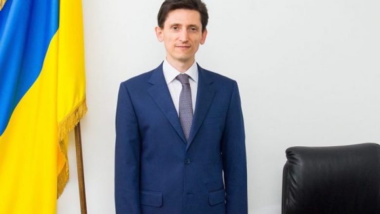 Kohë lufte në shtetin e tij, por ambasadori i Ukrainës në Serbi thotë se nuk kanë ndryshuar qëndrim sa i përket njohjes së Kosovës