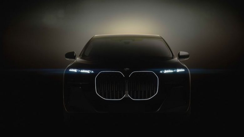 BMW i7 2023 do të ketë një grilë masive përpara dhe një ekran kinemaje