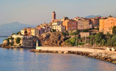 Nën presionin e protestave, Franca do t’i ofrojë autonomi Korsikës