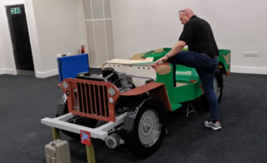 Ky është Jeep-i i ndërtuar me 120 mijë copëza Lego, por ka një të metë