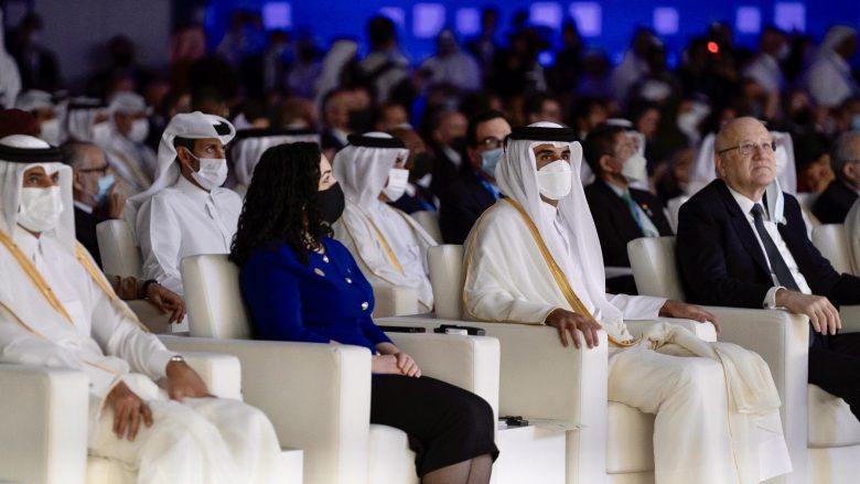 Osmani merr pjesë në Forumin e Dohas në Katar