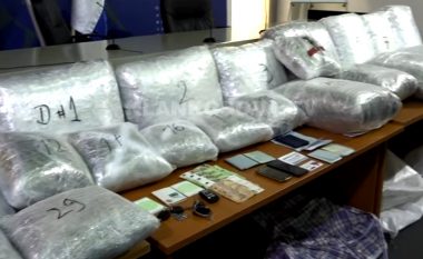 Arrestohen dy persona në Prizren, njëri prej tyre i dyshuari në rastin e konfiskimit të mbi 90 kg marihuanë