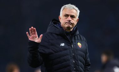 Jose Mourinho u beson vetëm shtatë lojtarëve te Roma, të tjerët të gjithë mund të shiten