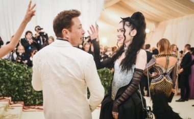 Grimes tregon sekretet pas veshjes së saj dhe të Elon Musk në "Met Gala 2018"