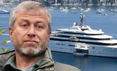Abramovich po mundohet ta “fsheh” super-jahtin, zbarkohet në Mal të Zi