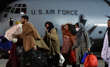 Vazhdon verifikimi i afganëve të strehuar në Kosovë