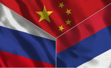 Analiza e Foreign Policy: Serbia aleat i fortë ruso-kinez, në dialogun me Kosovën s’ka përparim