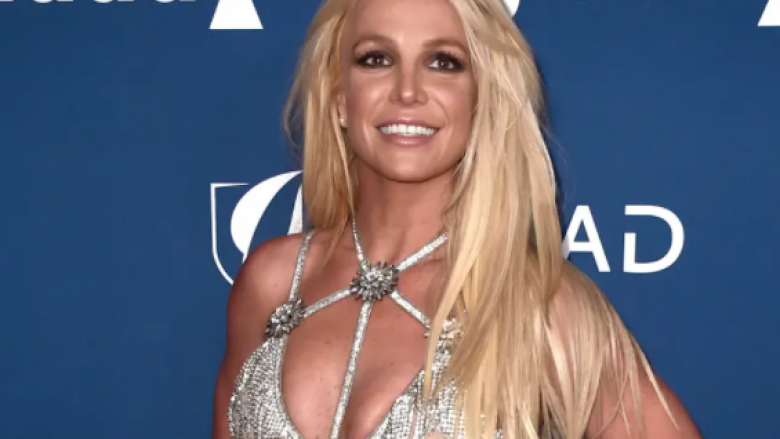 Britney Spears largohet sërish nga Instagrami