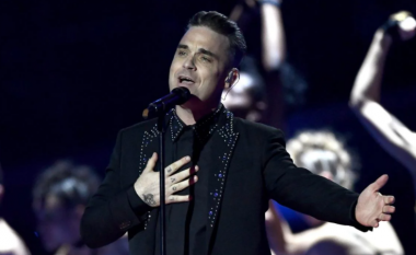 Robbie Williams po regjistron albumin e ri me hitet e tij më të mëdha, planifikon të rikthehet edhe me një turne këtë vit
